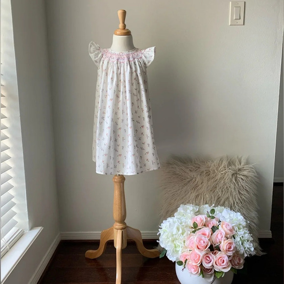 Other - NWT - Pretty Girls Smocked Bishop Dress Floral Cute Spring & Summer Casual 2T